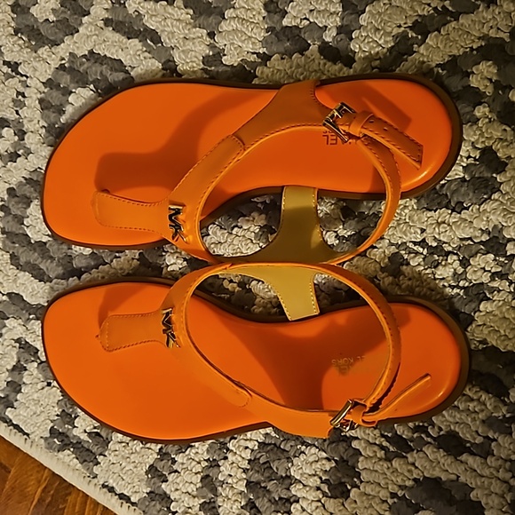 Michael Kors Leather Sandals Size 8 - Picture 2 of 4